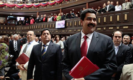 nicolas maduro anuncia aumentar salario Venezuela: Anuncian aumento de 15% del salario mínimo
